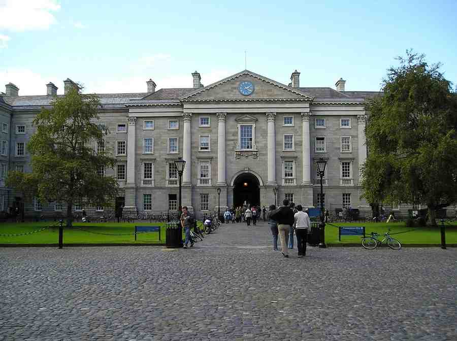 Picture of a tertiary institution building in Ireland